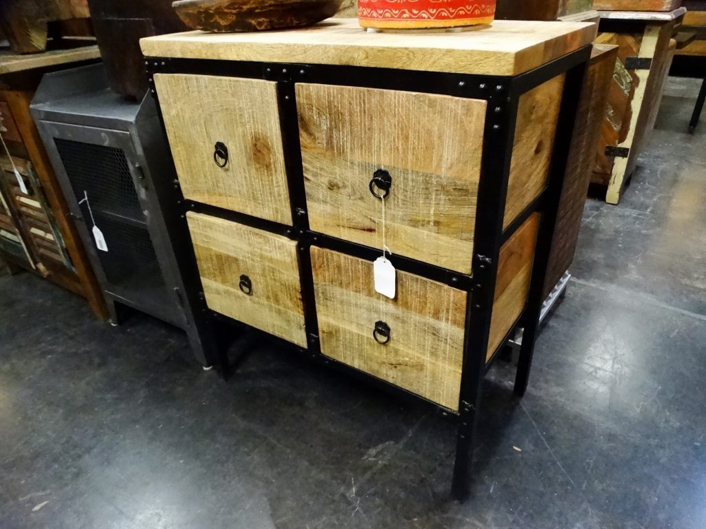 Metal and Wood Chest of Drawers features 4 wooden drawers.