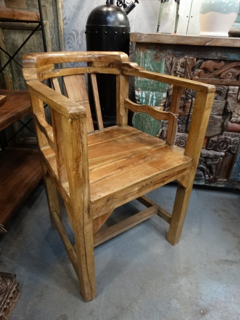 Chair Wood Chair with Rounded Back