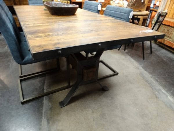 Table Center Beam Dining Table