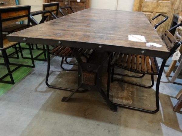 Table Wood Beam in Metal Base Dining Table