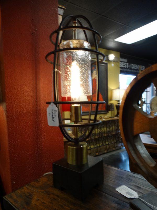 newton metal grid table lamp