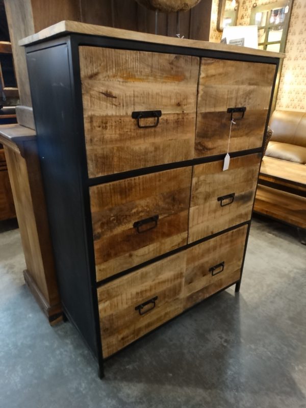 deep drawers chest of drawers dresser