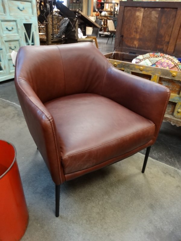 burgundy leather club Armchair