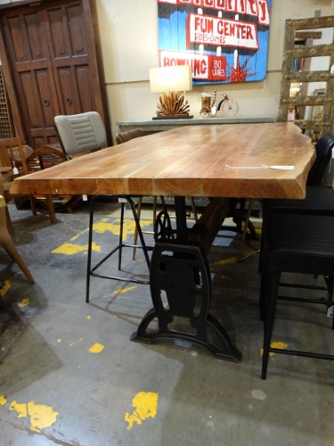 purchase-dining-tables-online
