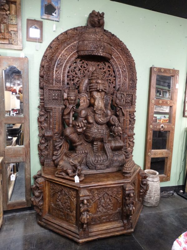 Statue Ganesha Carved XL Statue