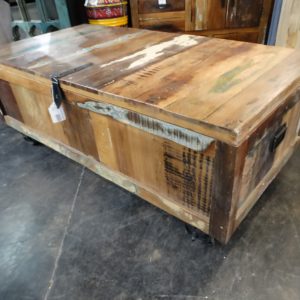 Trunk Reclaimed Wood Storage Chest Coffee Table Trunk