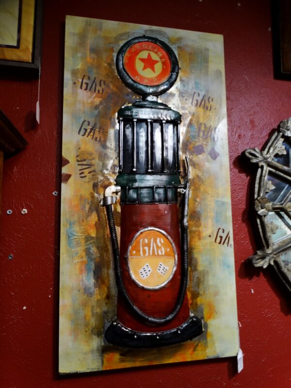 Art Vintage 3D Gas Pump Wall Art