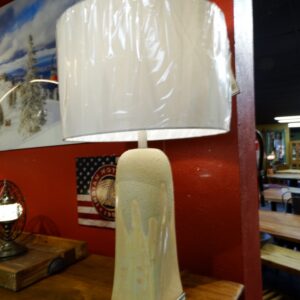 Lamp Ceramic Lamp with Pearlescent Finish
