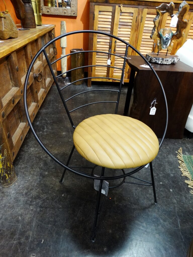 Chair Circle Chair with Bars and Ribbed Seat