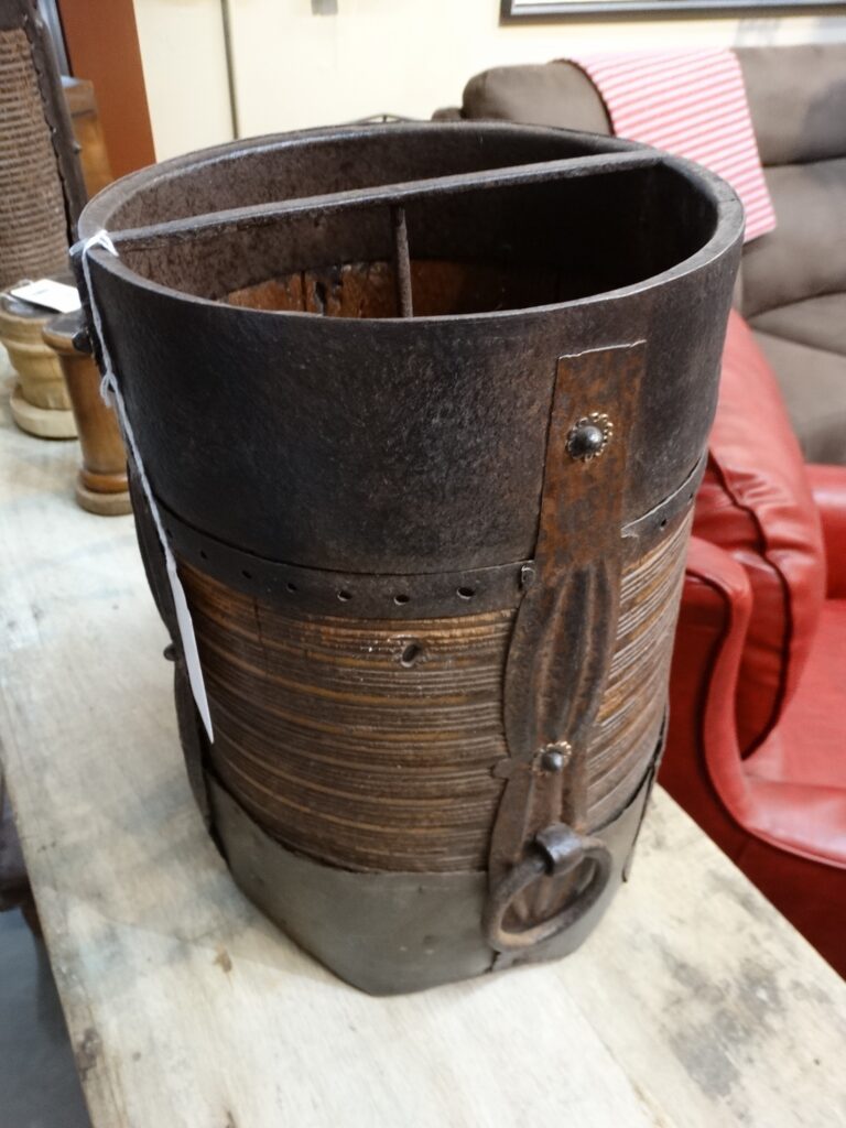 Bucket Wood and Metal Round Bucket with Dividers