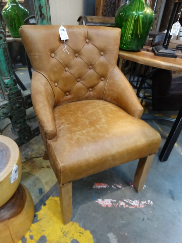 Chair Leather Chair with Buttoned Back Camel