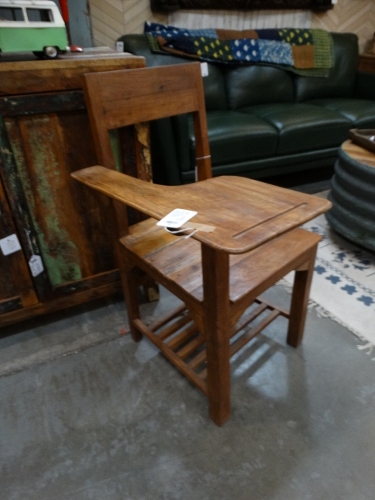 DSC05743 375x500 - Rare Finds Warehouse