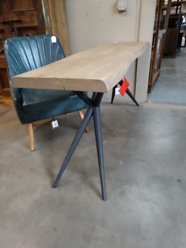 DSC05913 375x500 - Rare Finds Warehouse