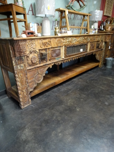 DSC08053 375x500 - Rare Finds Warehouse