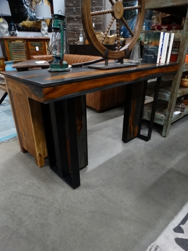 DSC08145 375x500 - Rare Finds Warehouse